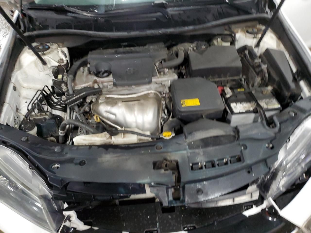 2015 Toyota Camry - Image 12