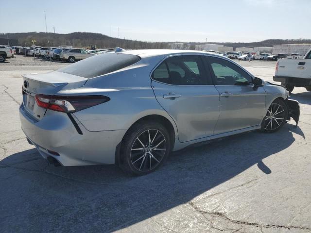  TOYOTA CAMRY 2021 Серебристый
