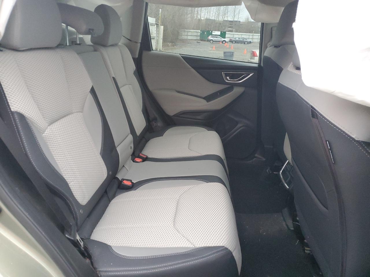 2020 Subaru Forester - Image 11