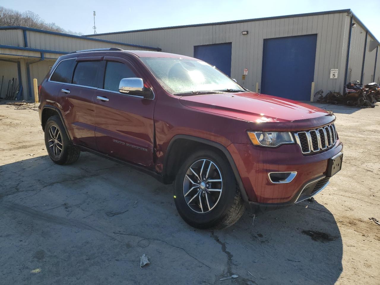 2018 Jeep Grand Cherokee - Image 4