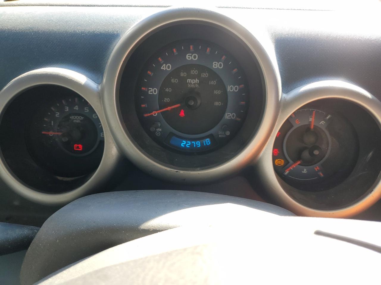 2003 Honda Element - Image 9
