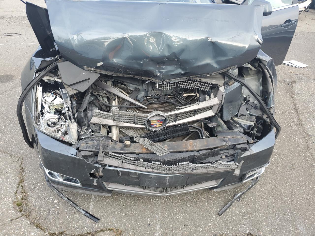 2010 Cadillac CTS - Image 11