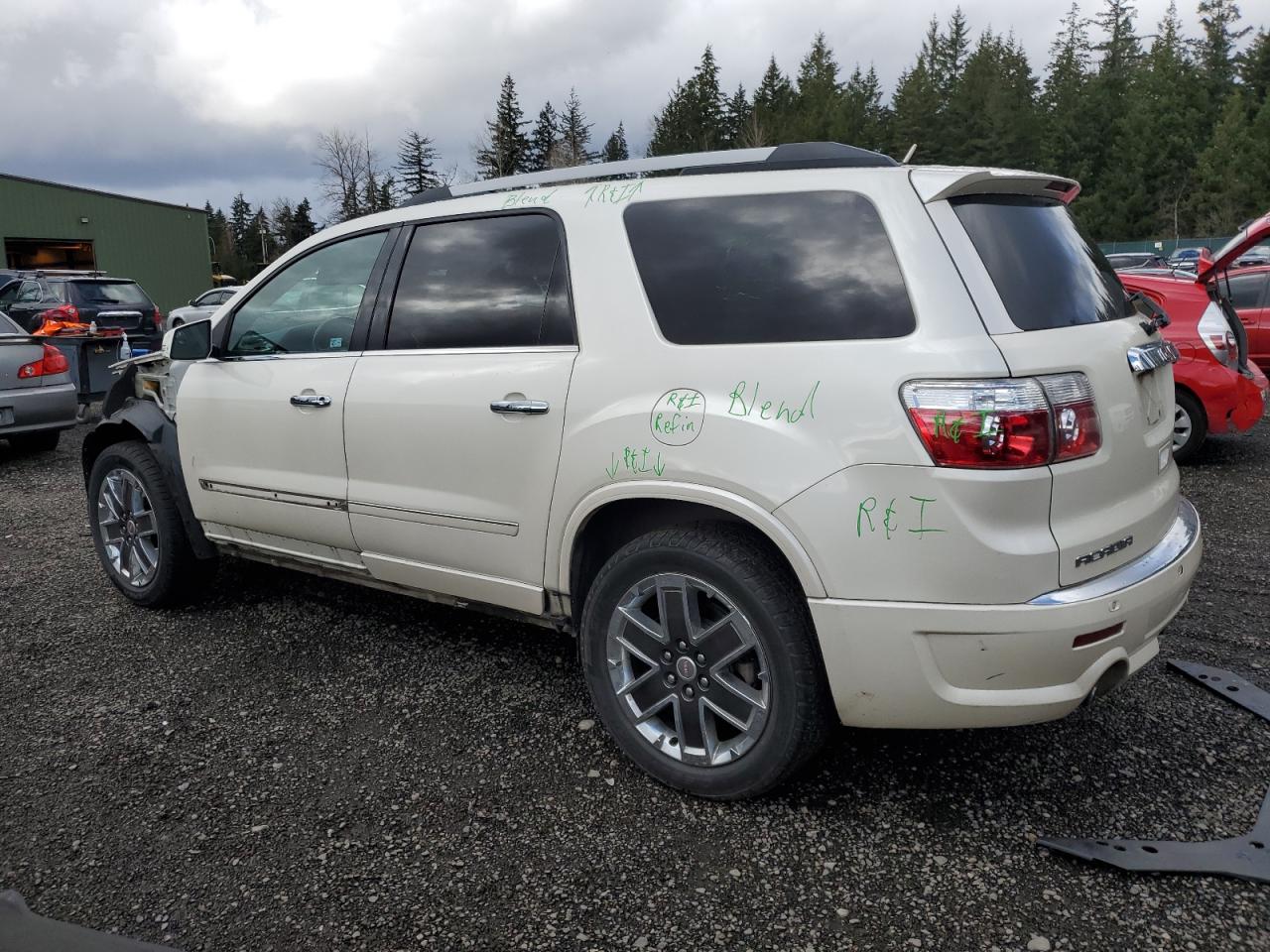 2012 GMC Acadia - Image 2
