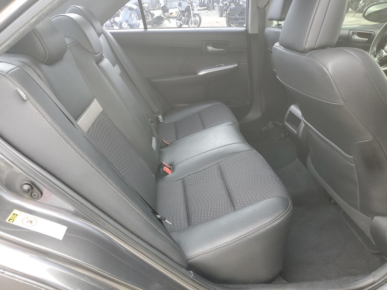2012 Toyota Camry - Image 11