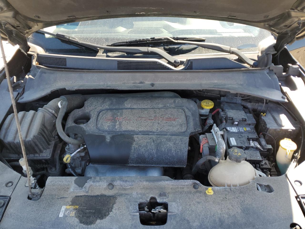 2018 Jeep Compass - Image 12