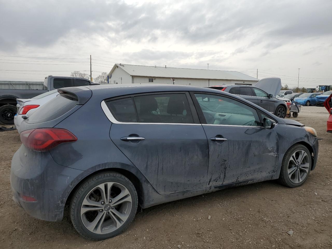 2016 Kia Forte - Image 3