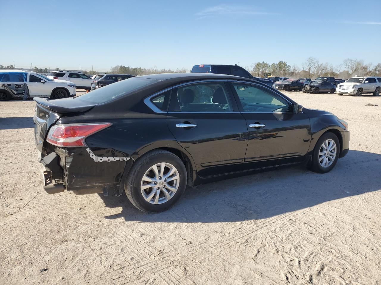 2014 Nissan Altima - Image 3