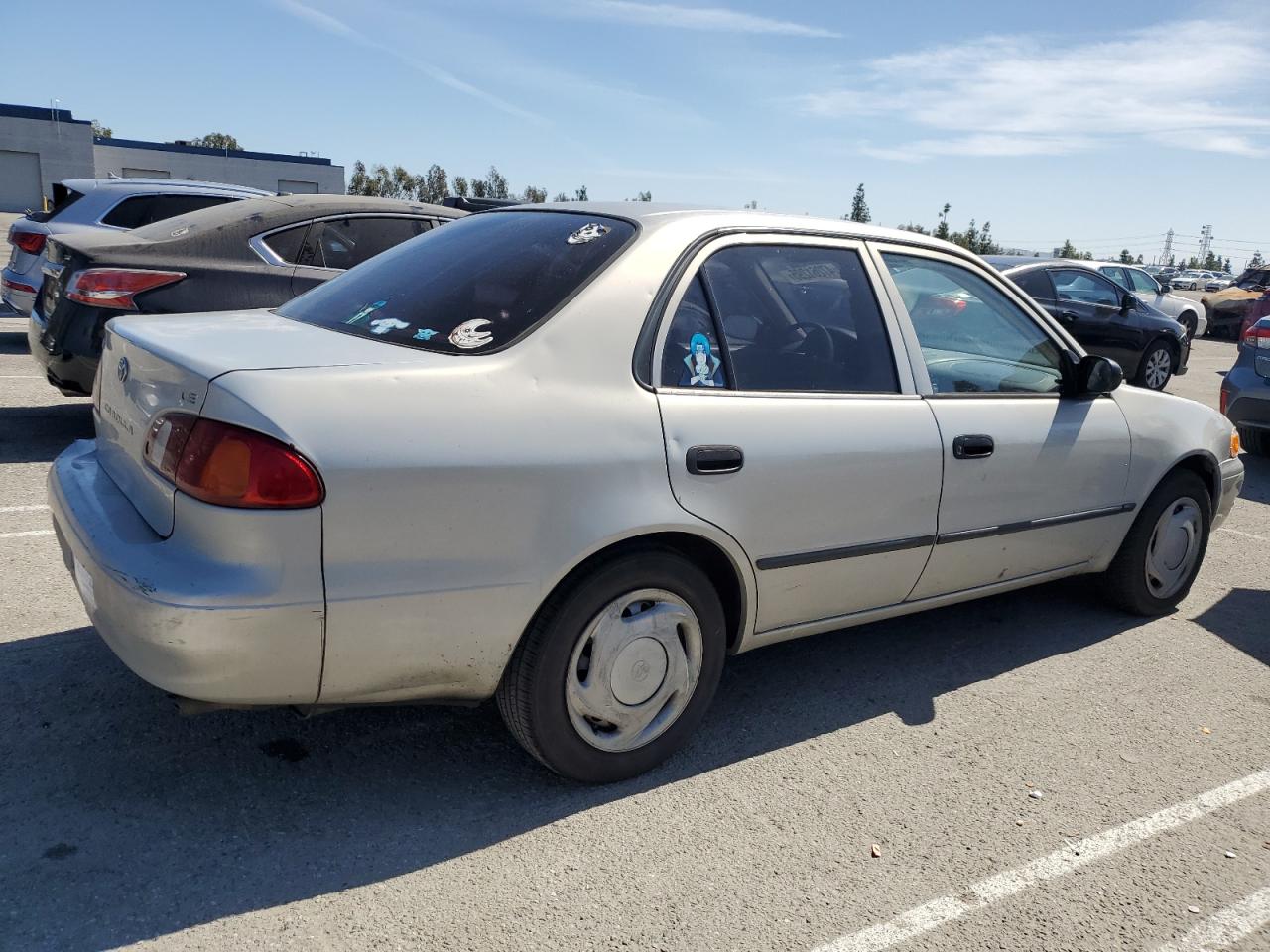 2000 Toyota Corolla - Image 3