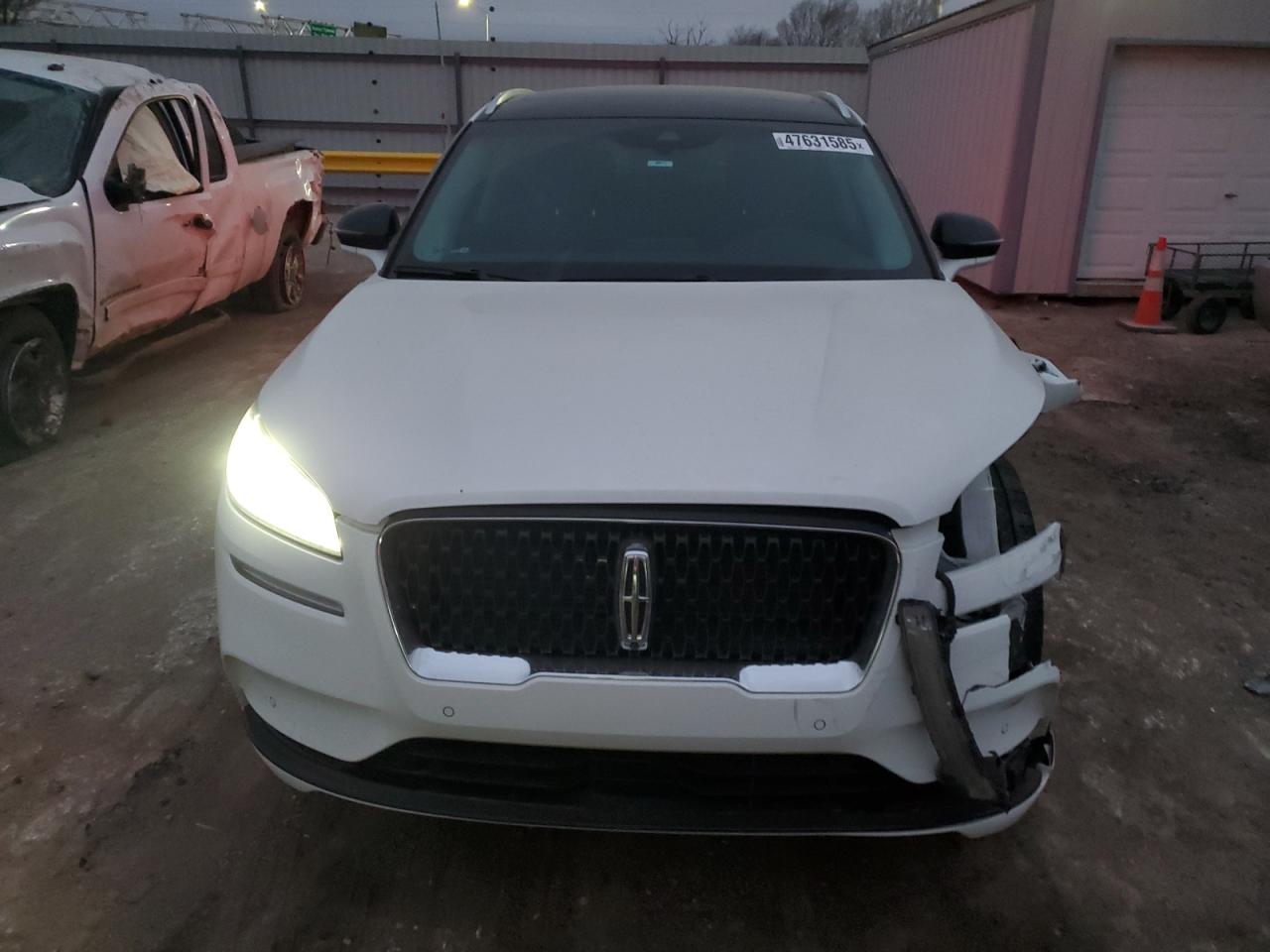2022 Lincoln Corsair - Image 5