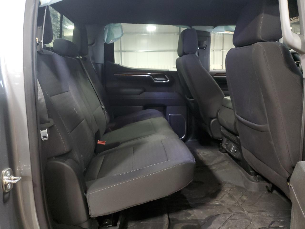 2023 Chevrolet Silverado - Image 10