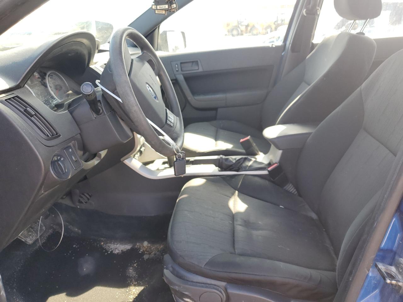 2010 Ford Focus - Image 7