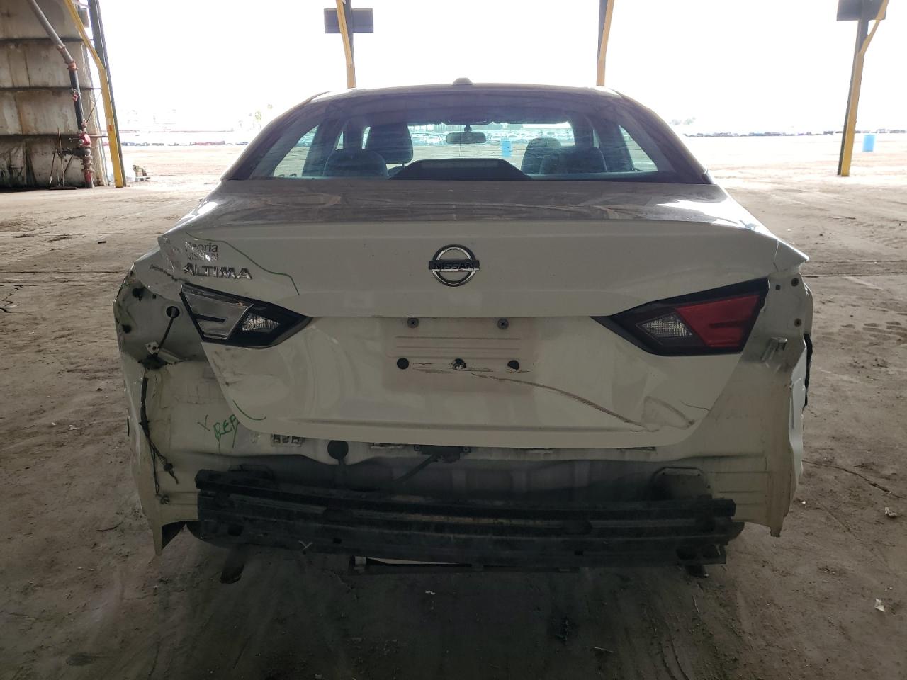 2019 Nissan Altima - Image 6
