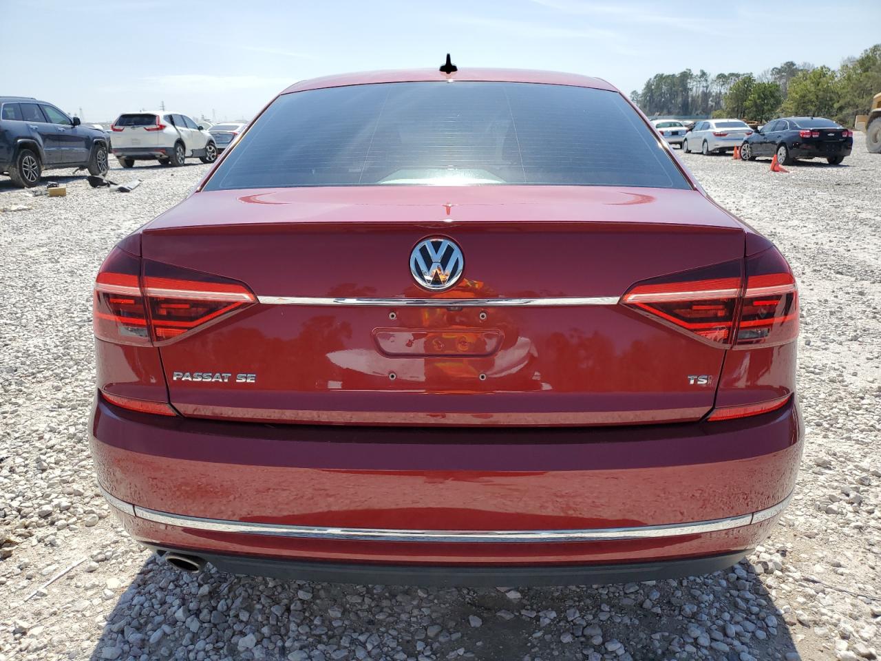 2017 Volkswagen Passat - Image 6
