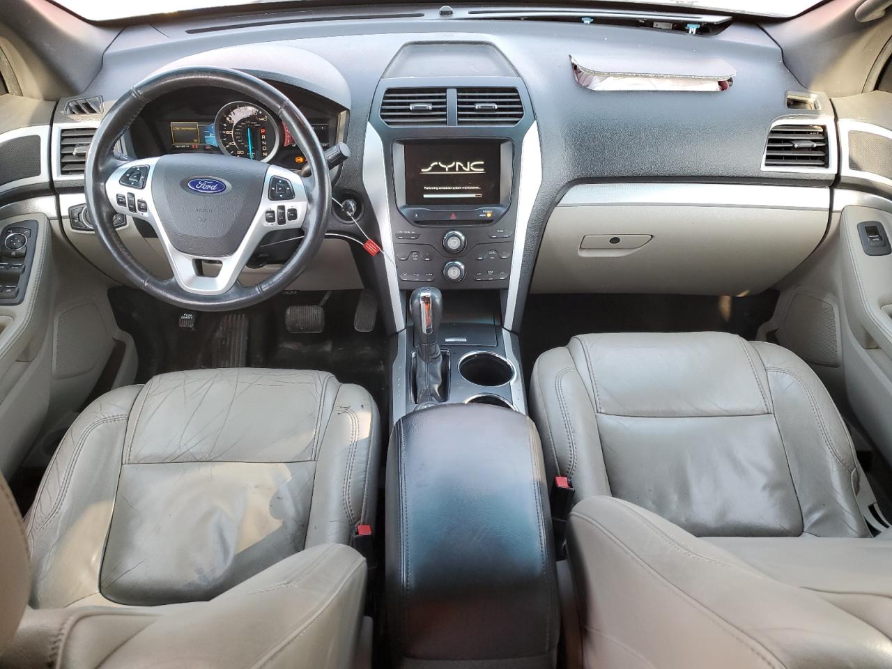 2012 Ford Explorer - Image 8