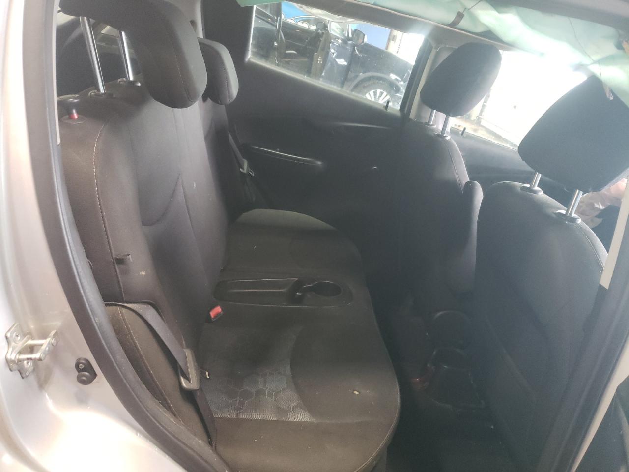 2016 Chevrolet Spark - Image 10