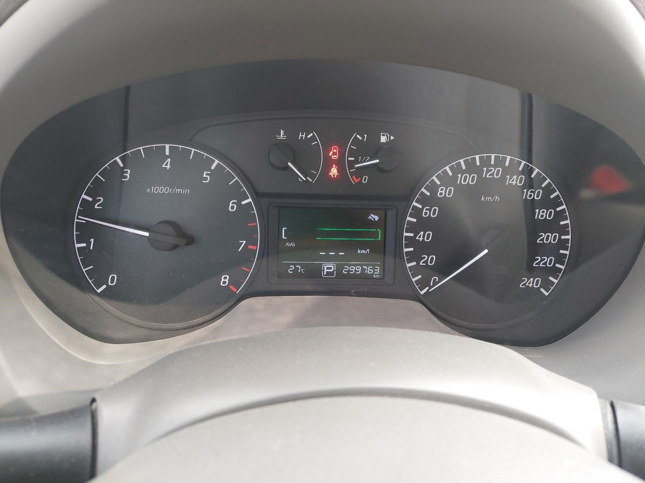 MNTBC2C94G6010875 - 2009 Nissan Tiida - #49194845