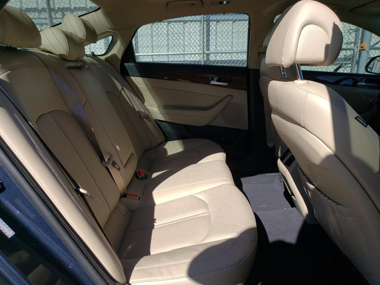 2017 Hyundai Sonata - Image 10