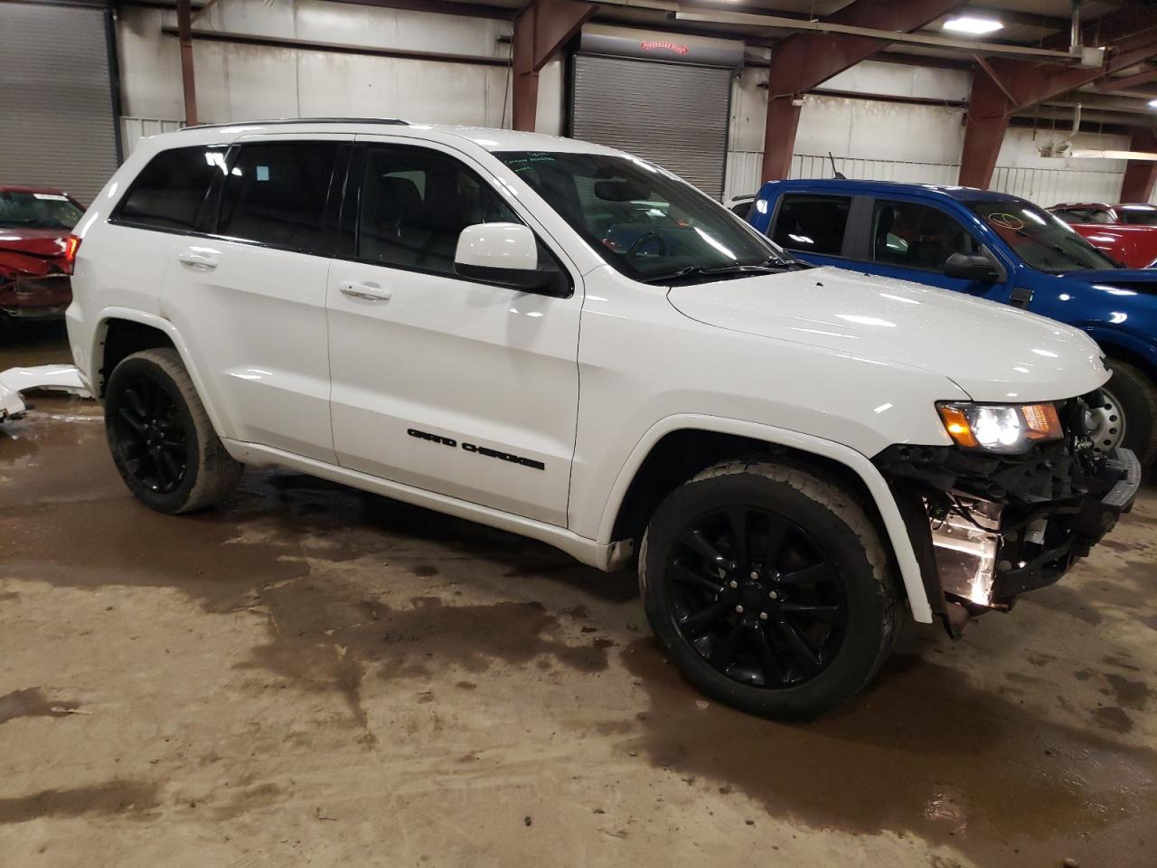 2018 Jeep Grand Cherokee - Image 4