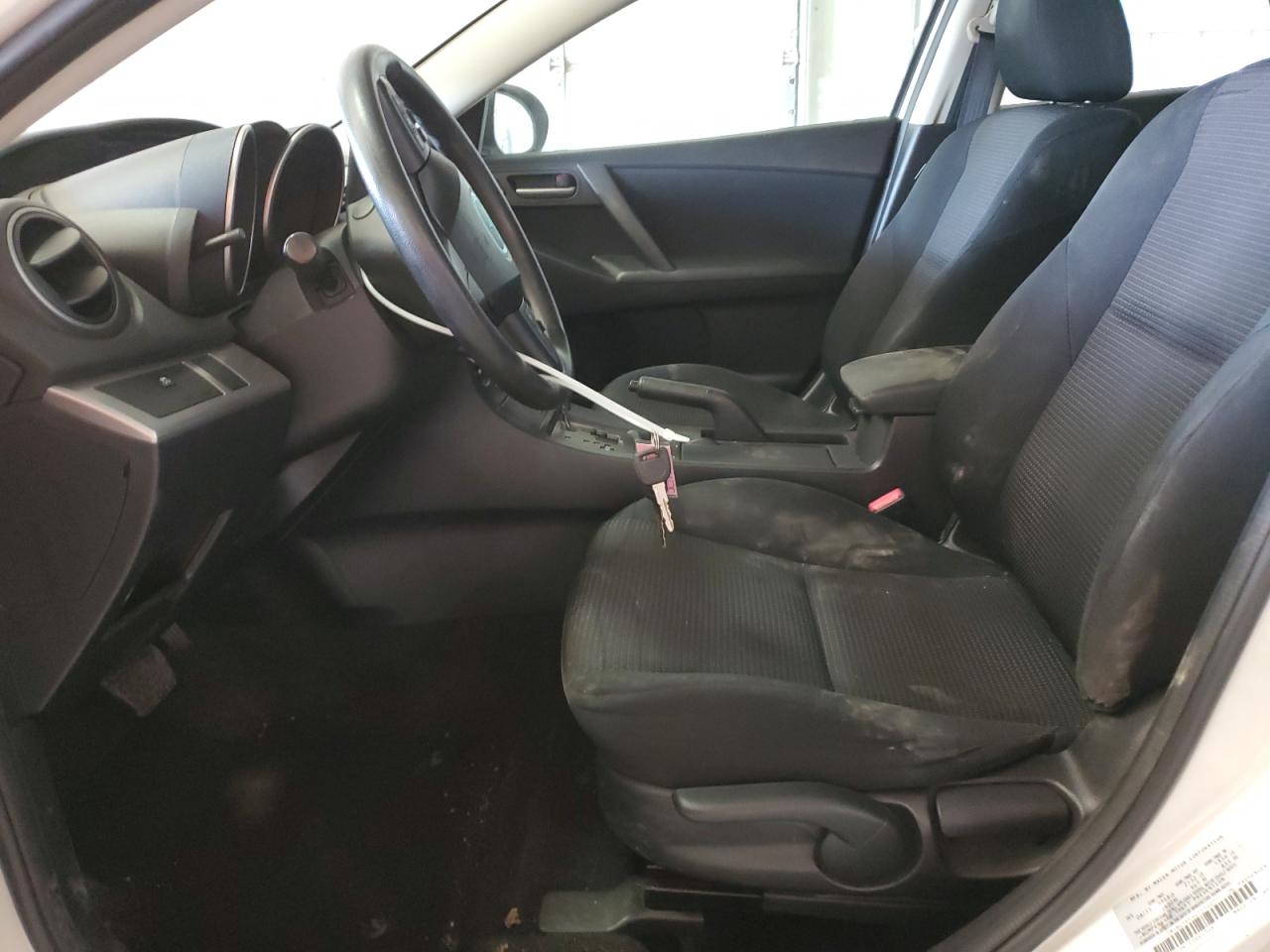 2012 Mazda 3 - Image 7