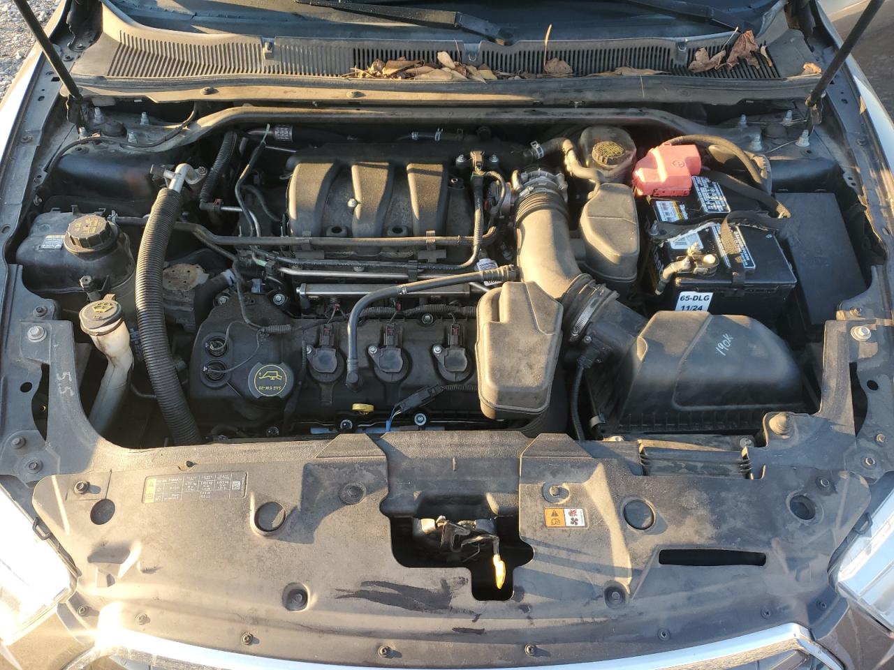 2015 Ford Taurus - Image 11