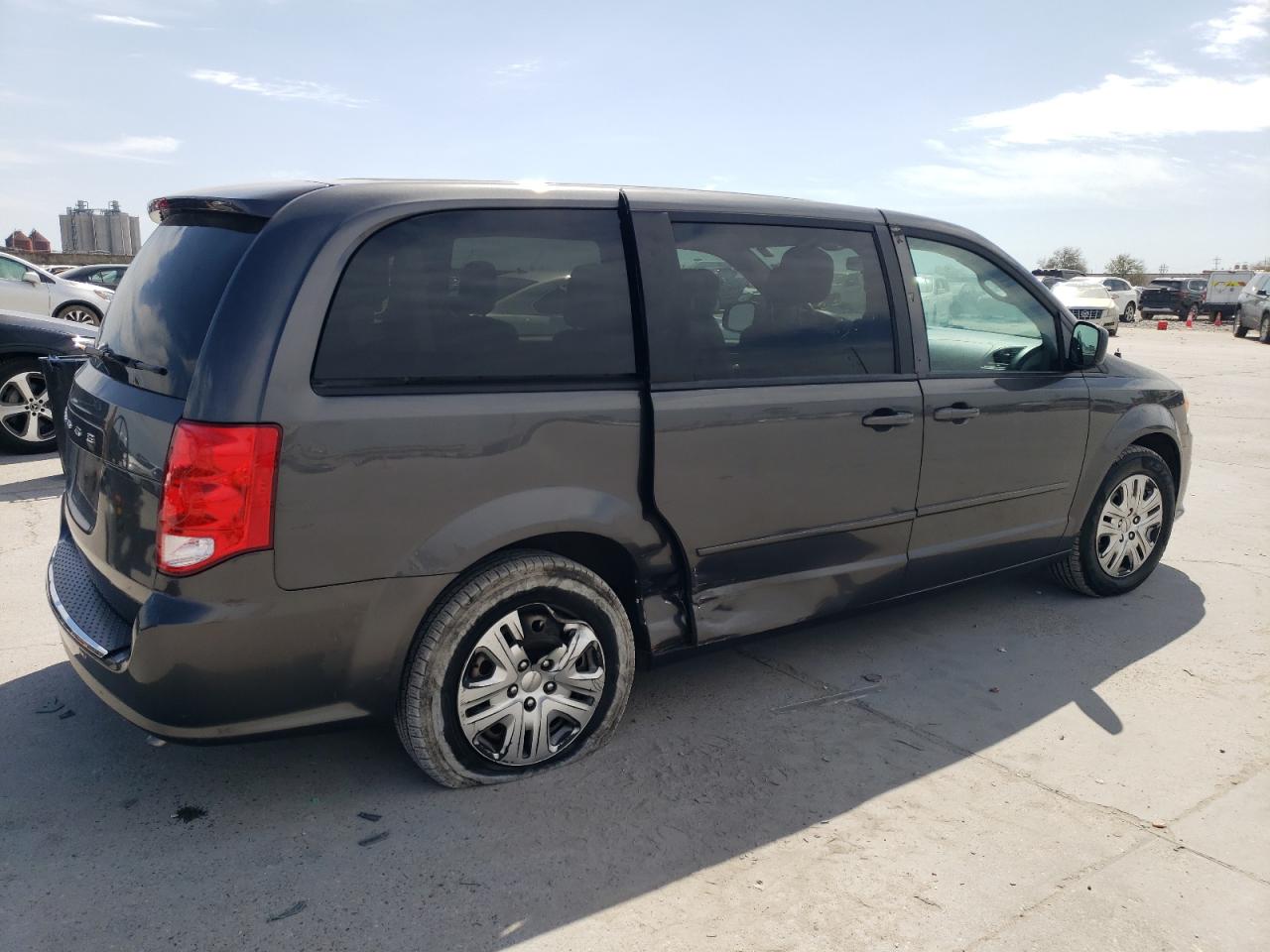 2016 Dodge Caravan - Image 3