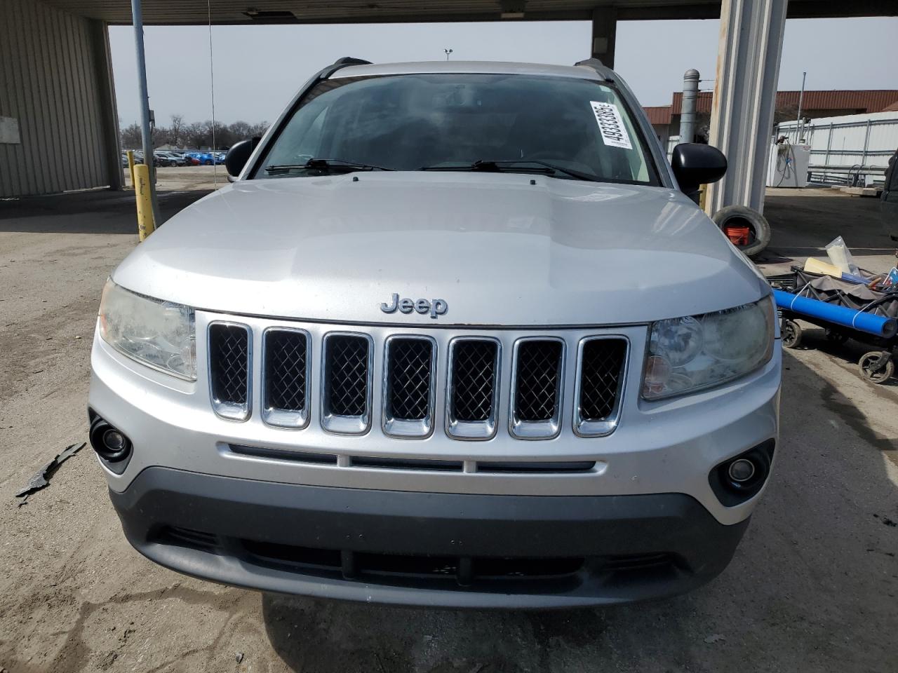 2011 Jeep Compass - Image 5