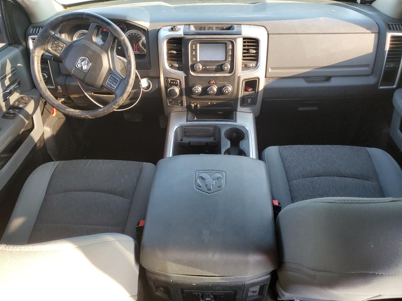 2015 RAM 1500 - Image 8