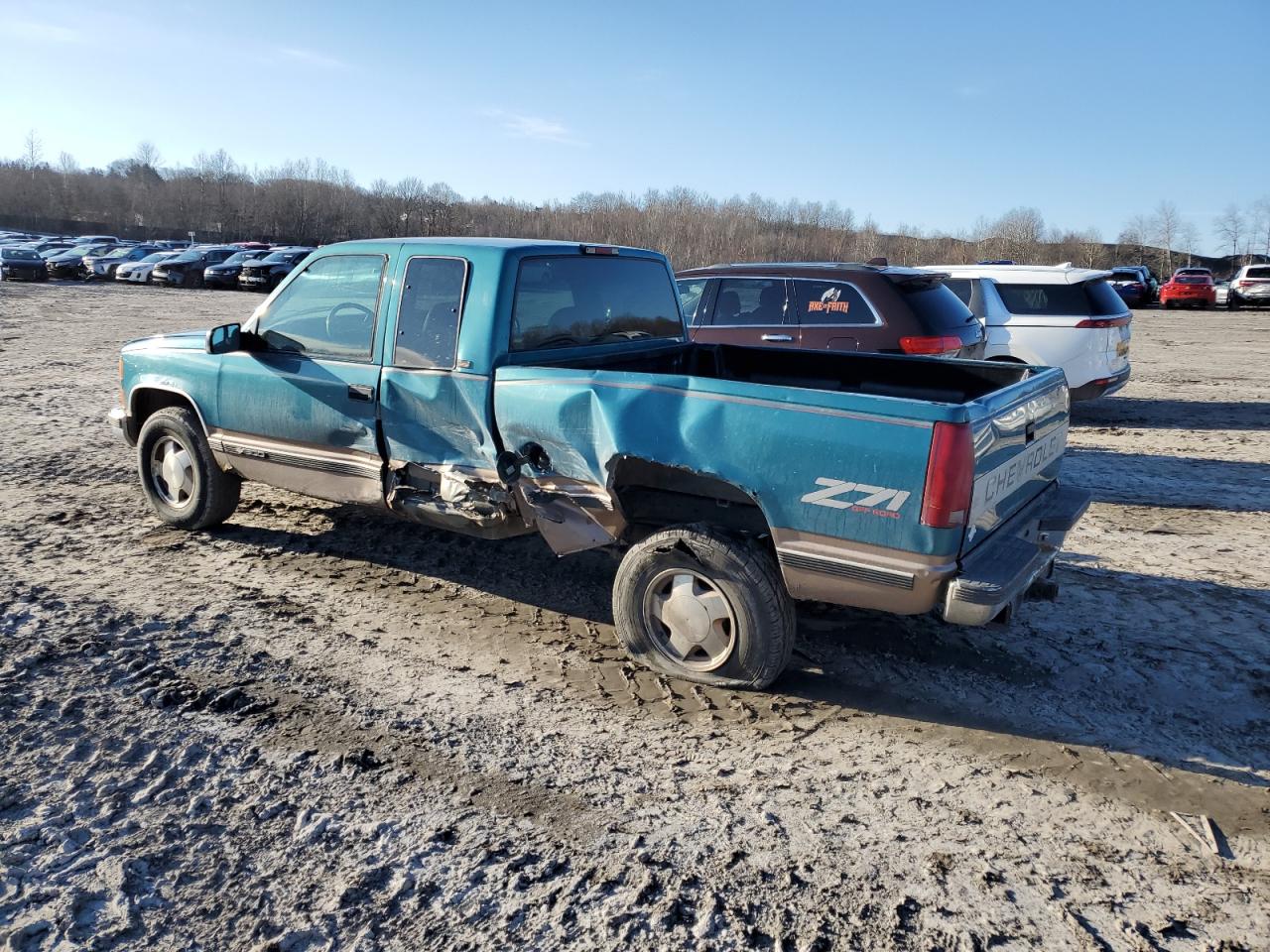 1997 Chevrolet GMT-400 - Image 2