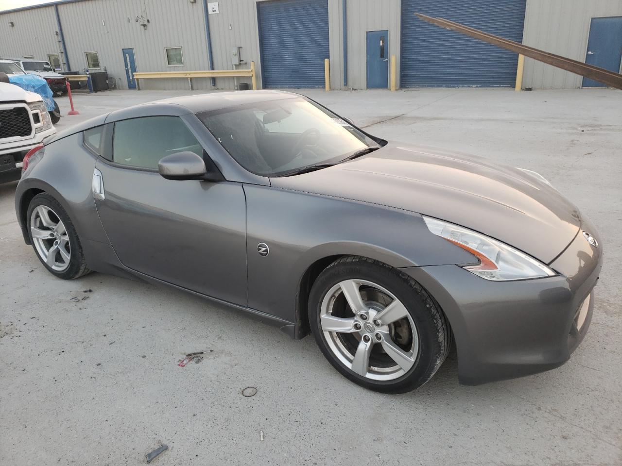 2011 Nissan 370Z - Image 4