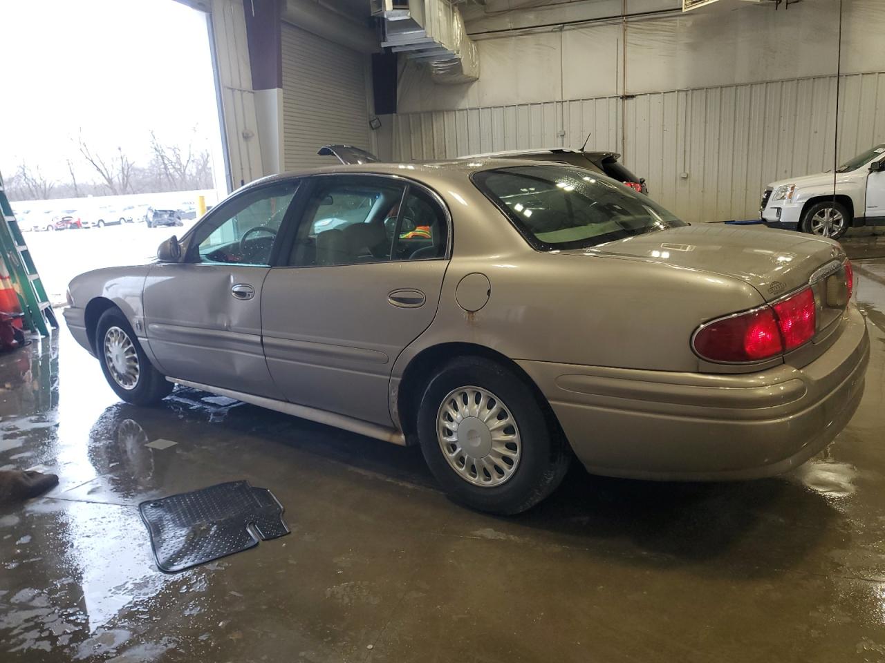 2004 Buick LeSabre - Image 2