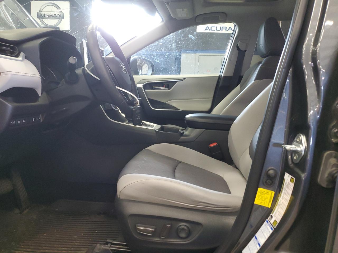 2021 Toyota RAV 4 - Image 7