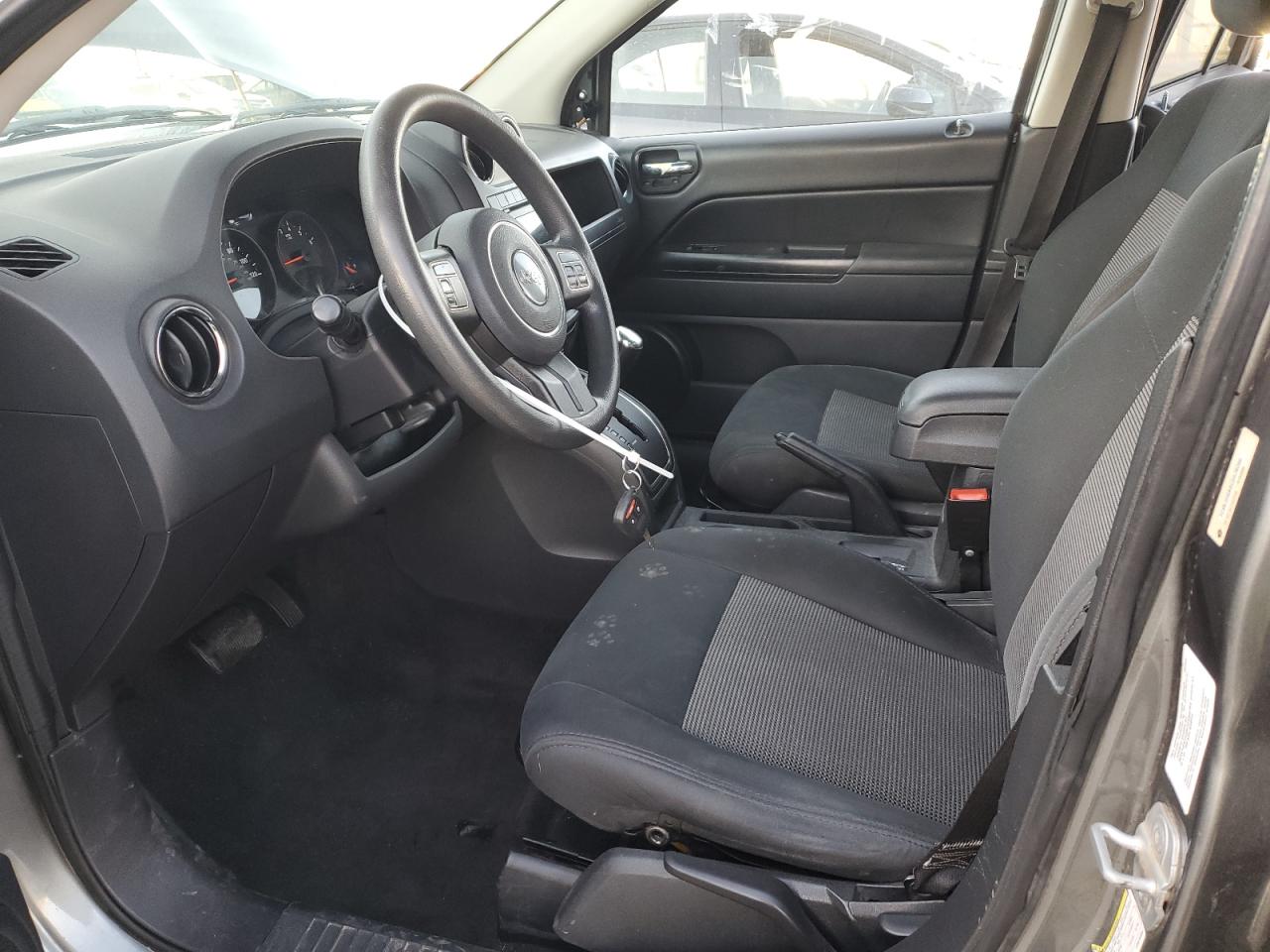 2012 Jeep Compass - Image 7