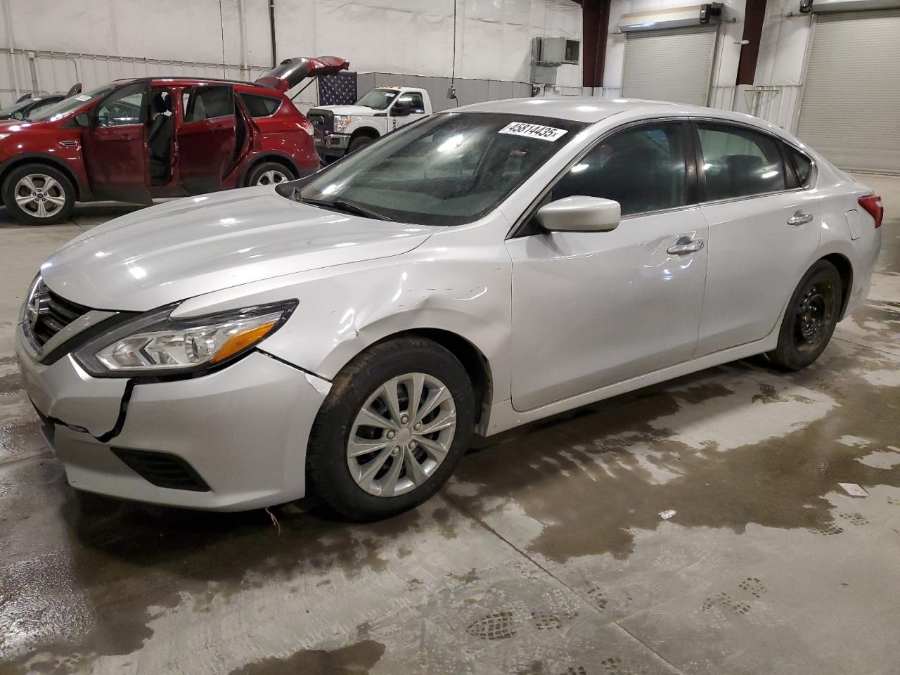 2016 Nissan Altima - Image 1