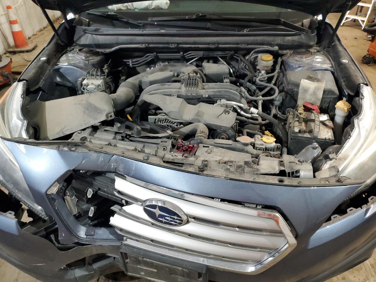 2015 Subaru Outback - Image 12