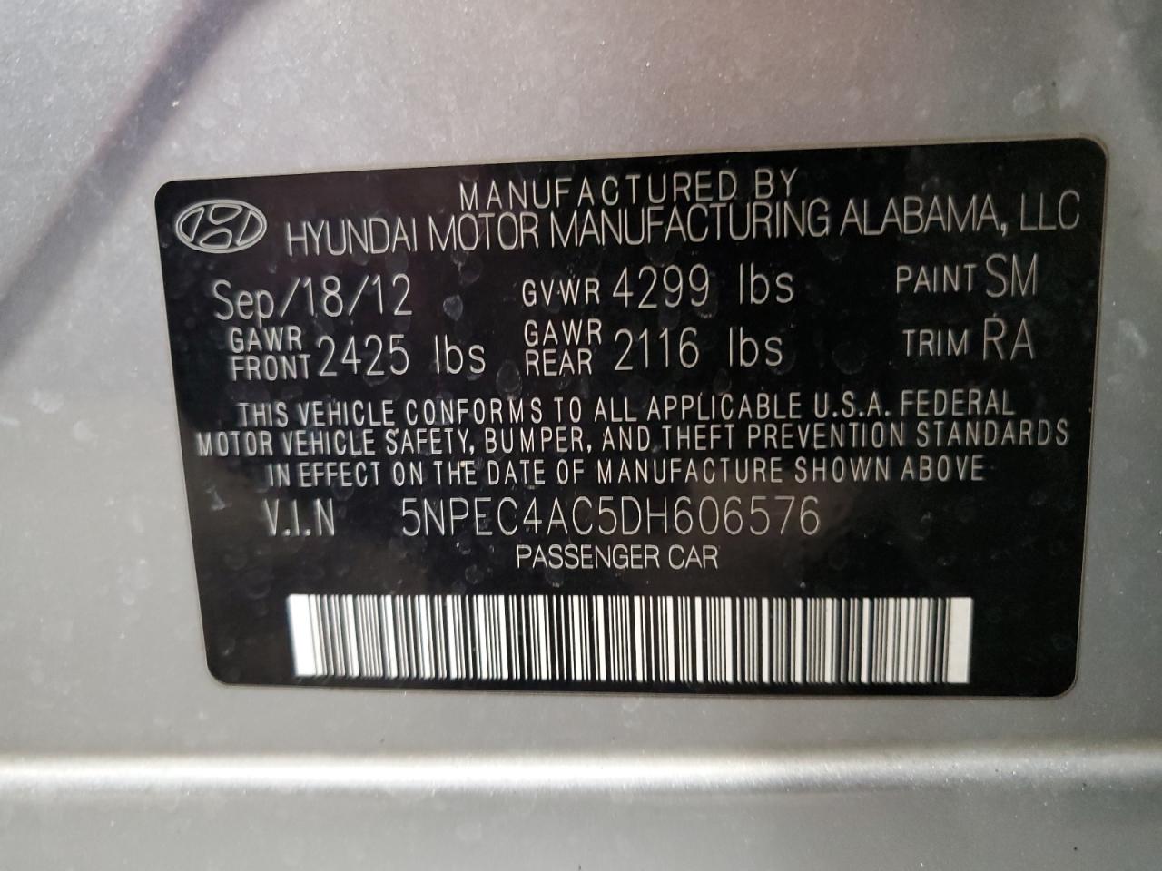 2013 Hyundai Sonata - Image 14