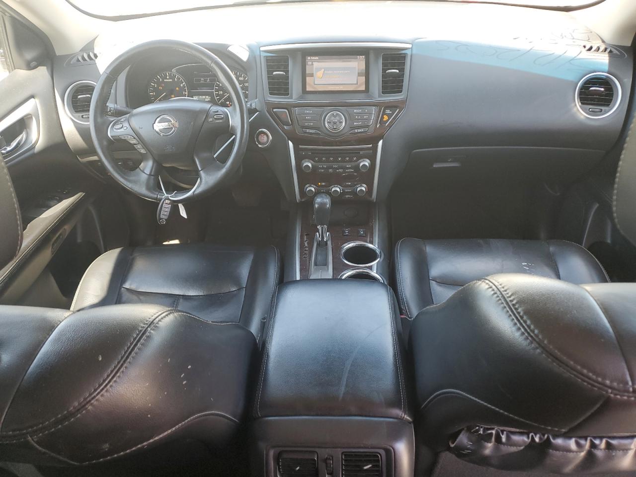 2015 Nissan Pathfinder - Image 8