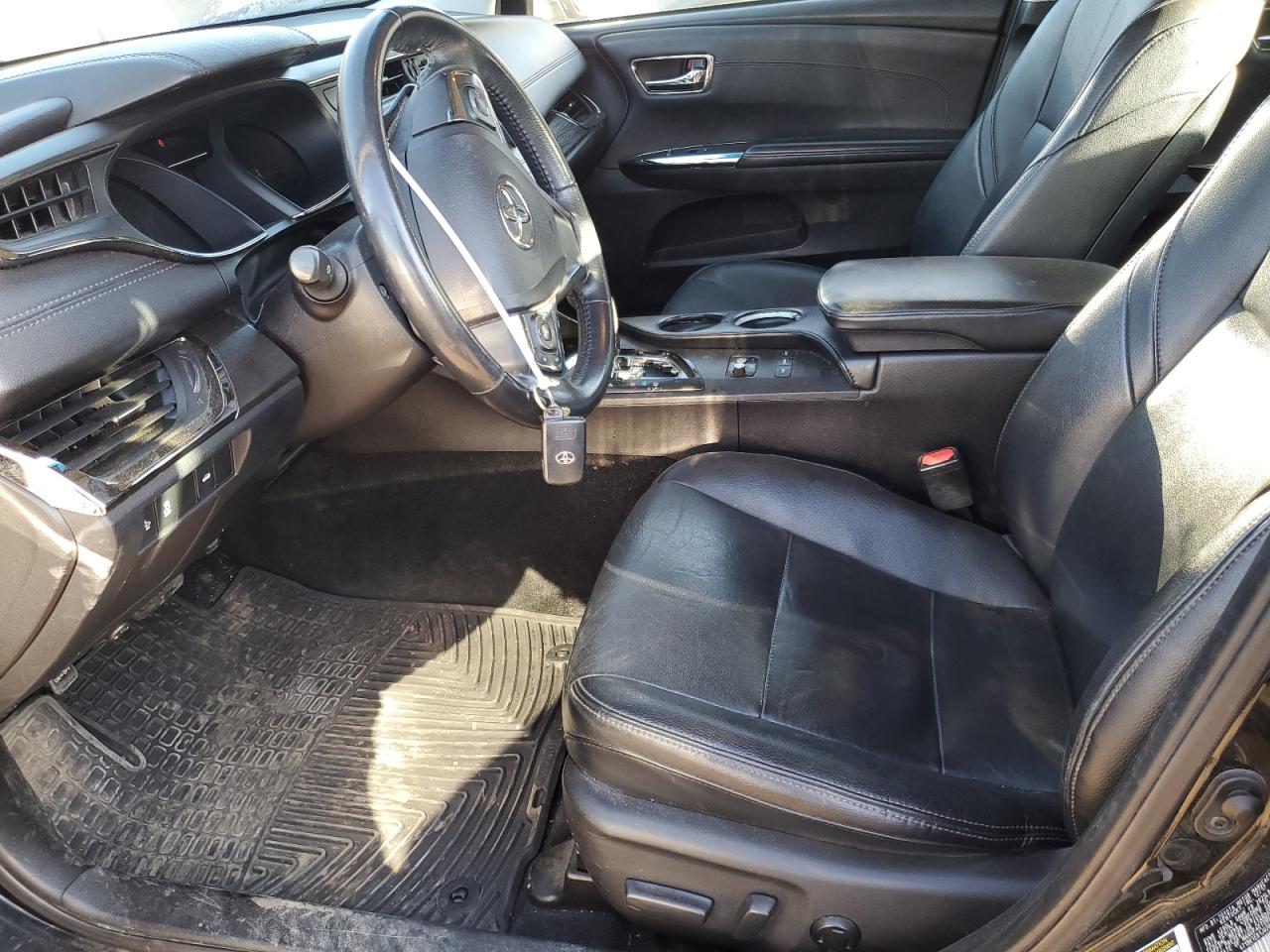 2018 Toyota Avalon - Image 7