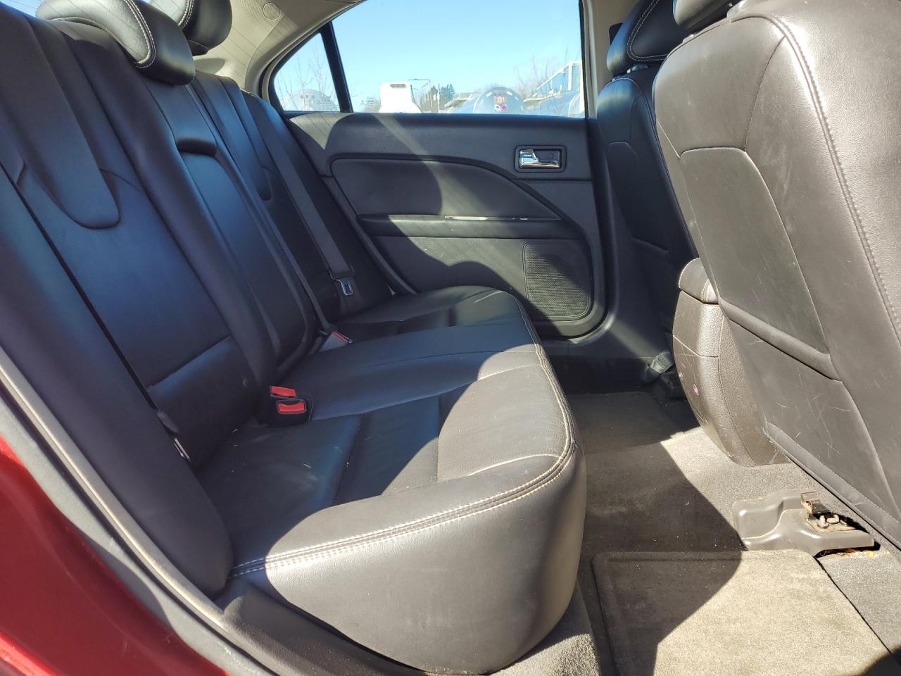 2012 Ford Fusion - Image 10