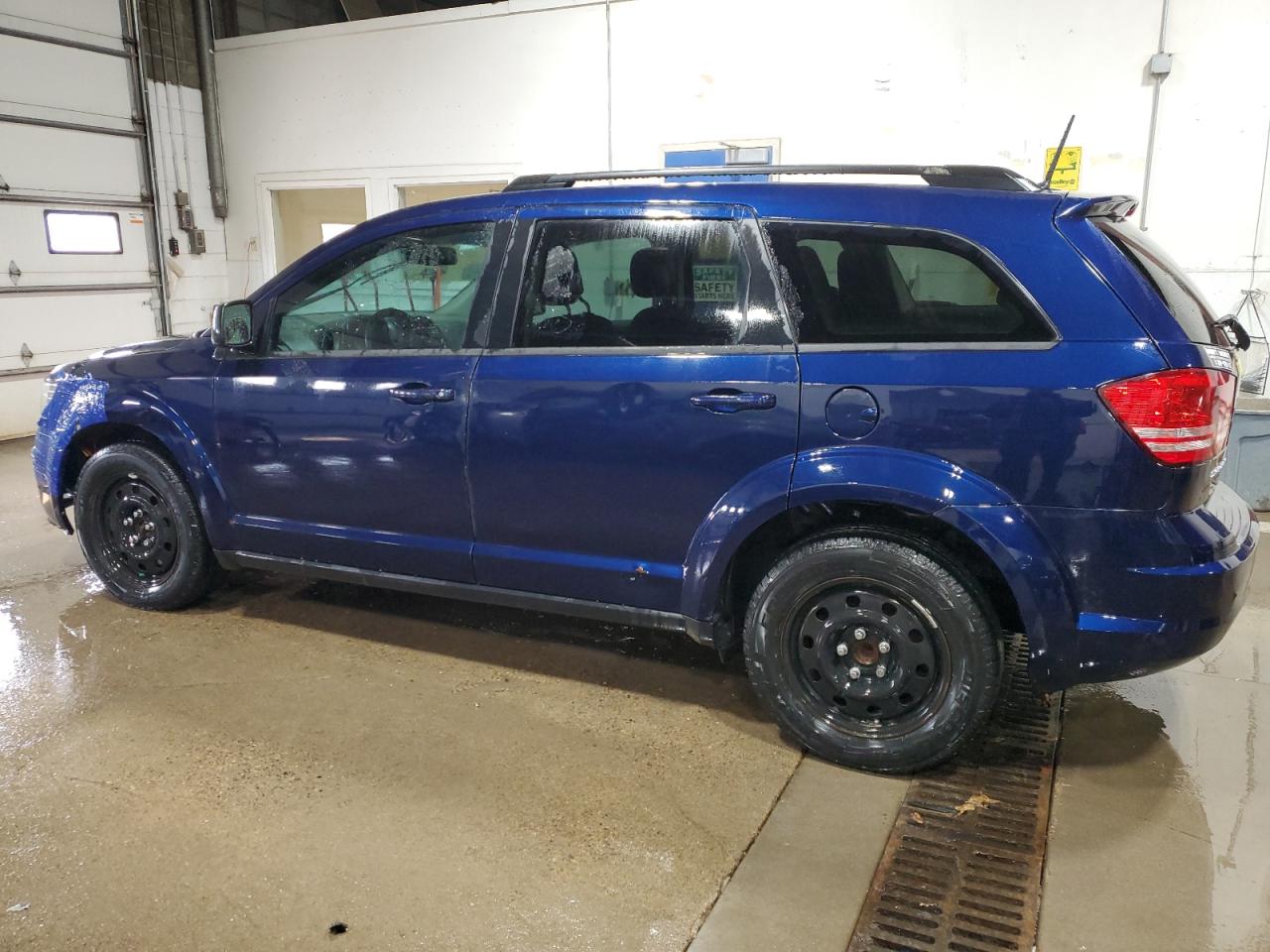 2018 Dodge Journey - Image 2