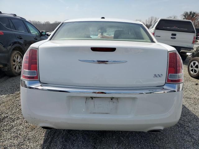  CHRYSLER 300 2013 Biały