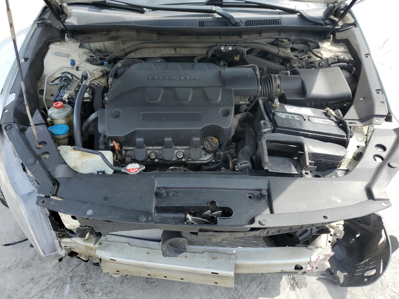 2010 Honda Accord - Image 12