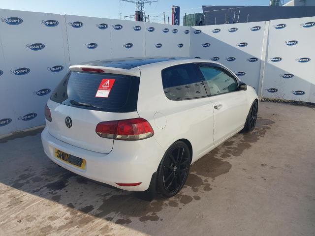 2010 VOLKSWAGEN GOLF S TSI