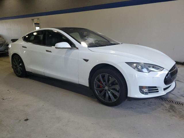  TESLA MODEL S 2015 White