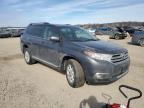 2013 Toyota Highlander Base للبيع في Kansas City، KS - Vandalism