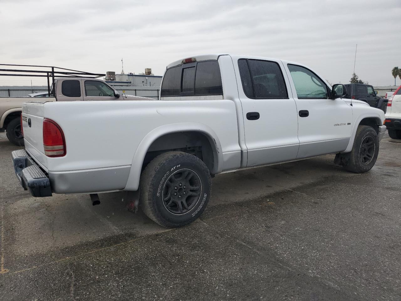 2002 Dodge Dakota - Image 3