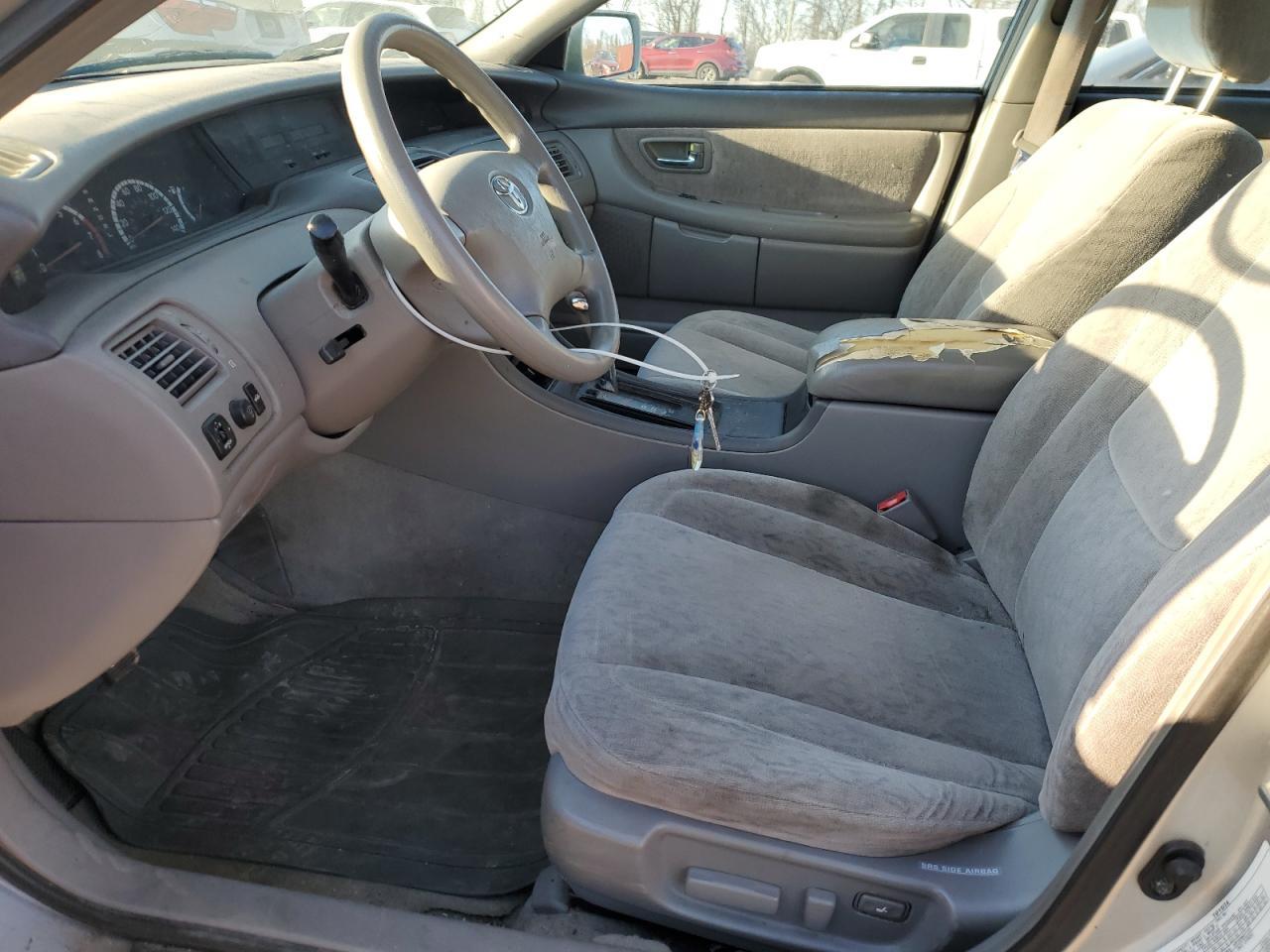 2002 Toyota Avalon - Image 7