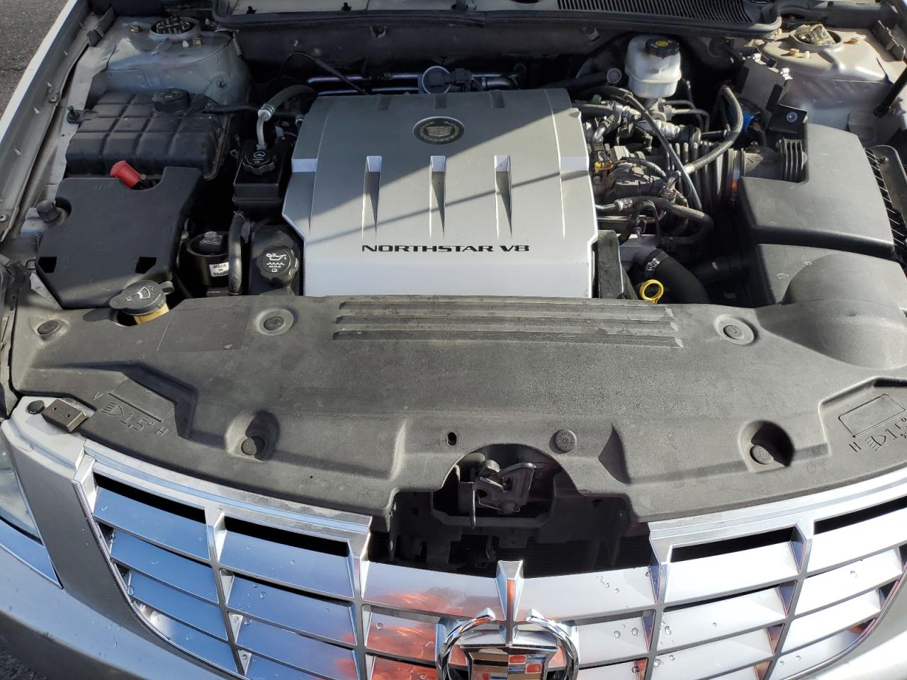2006 Cadillac DTS - Image 13