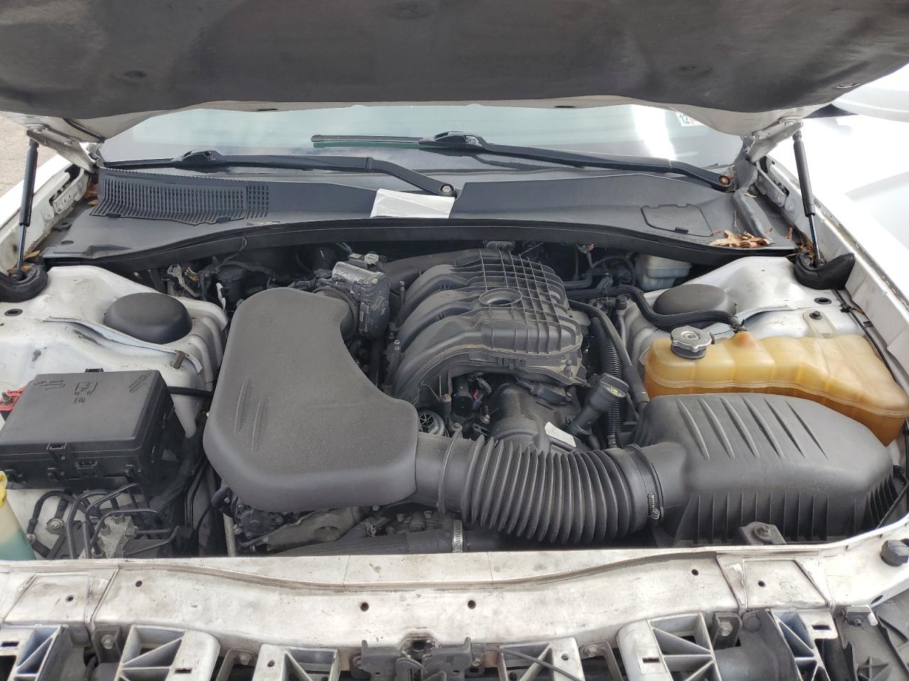 2011 Dodge Charger - Image 11