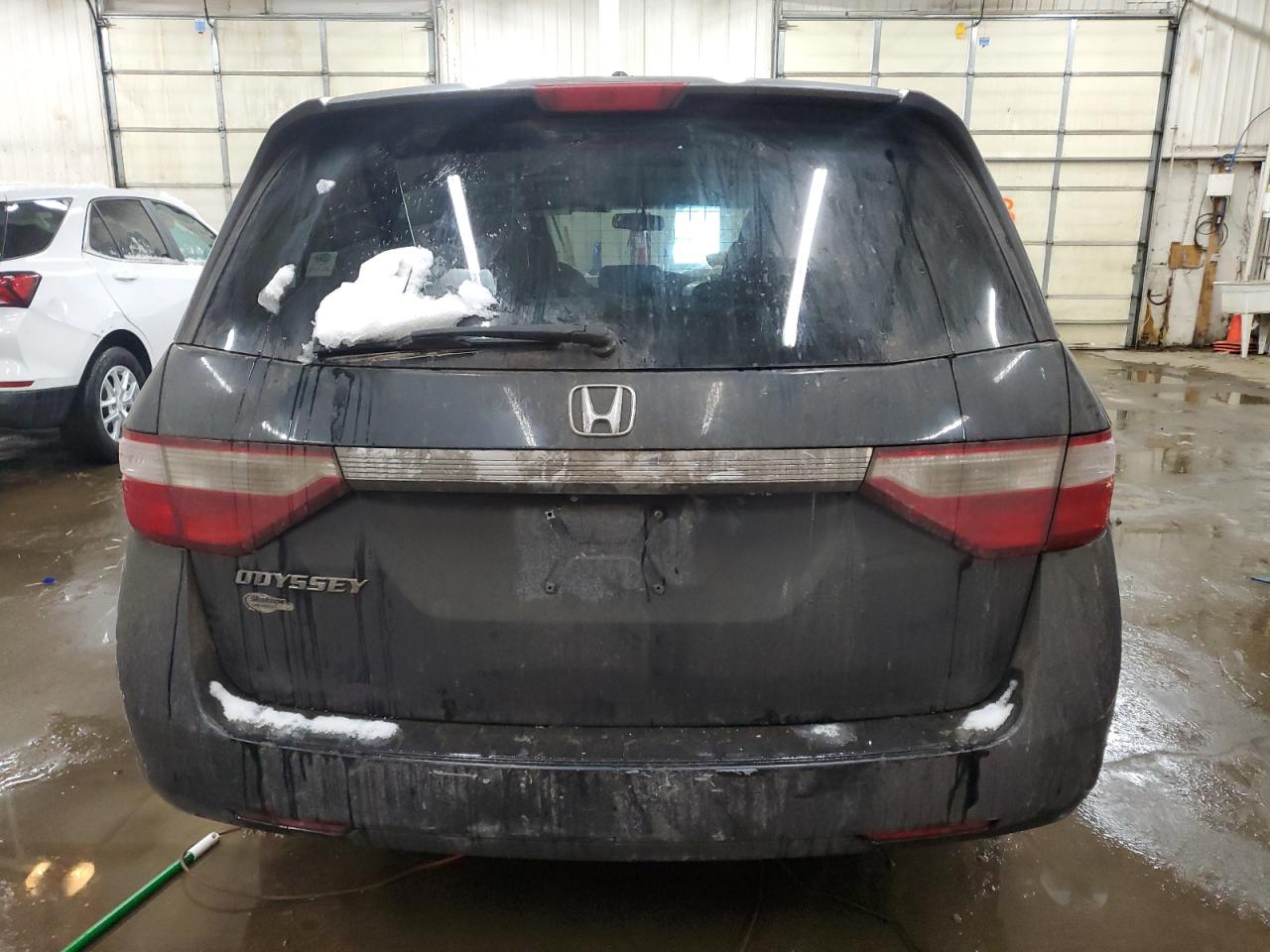 2012 Honda Odyssey - Image 6