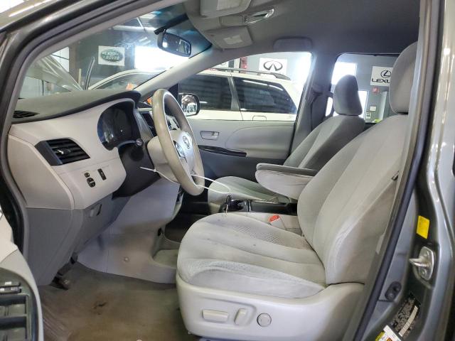 2011 TOYOTA SIENNA LE